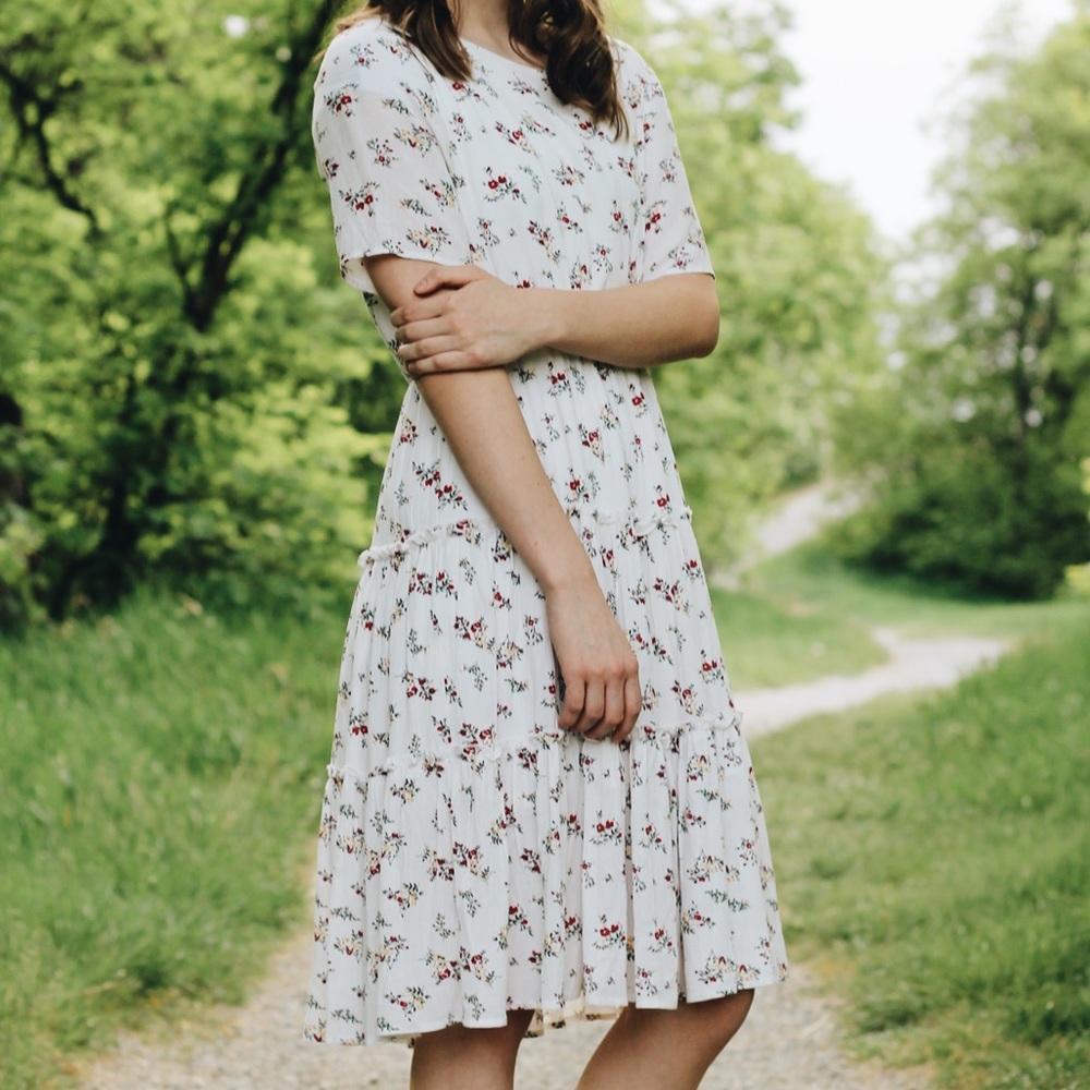Called to surf floral tiered dress